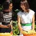 Samantha Cameron Michelle Obamával főz. (2011. május 25.)
