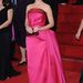 Natalie Portman élénk pinkben