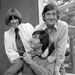 1972, Mary Quant divattervezővel és Michael Parkinson tévés legendával. Quant nyakkendőit mutatják be
