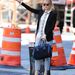 Sienna Miller taxit fog a Tribeca Filmfesztivál alatt
