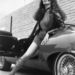 1968: jónő sportautóval és miniben