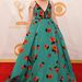 Lena Dunham a Girls című sorozatból érkezik a gálára a vörös szőnyegen