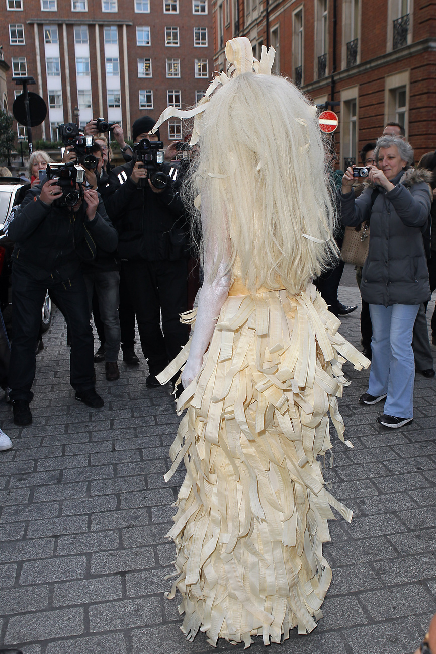 Lady Gaga Londonban november 1-én