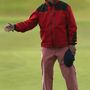 2012. október 4-én Skóciában golfozott